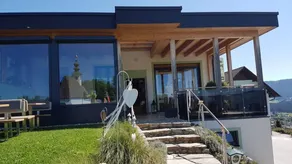 Family-oriented beautiful flat with garden & sauna | Suitable for remote work | Dogs allowed - Image 2