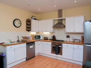 Family-friendly cottage with terrace | Pets allowed - Image 5