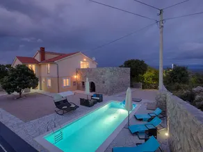 Holiday home with barbecue, private pool & terrace - Image 2
