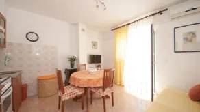 Flat with 1 room for 3 persons - Image 2