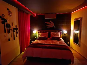 Maravillosa casa con jacuzzi, sauna y jardín - Image 4