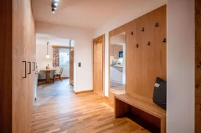 Flat with sauna & garden - Image 2