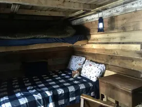 Quaint Off-Grid Cabin with Fire Pit Space in Ontario - Image 5