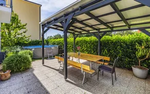 House with terrace, barbeque & private pool - Image 5