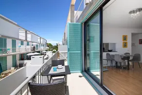 Appartement avec jardin et piscine - Image 3