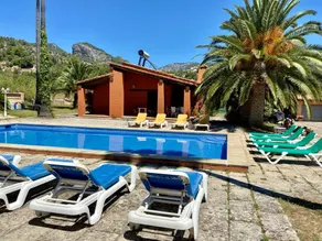 House with garden, private pool & terrace | Mountain view - Image 2