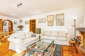 Family-oriented house with garden, terrace & private pool | Mountain view | Suitable for remote work - Image 5