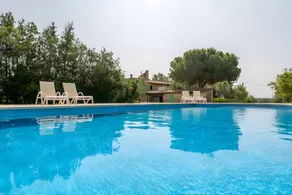 Grande finca apta para familias con jardín, piscina y barbacoa | Vistas al jardín | Ideal para trabajar remoto - Image 2