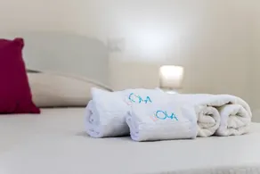 Chambre privée avec internet haut débit et terrasse | Vue ville - Image 5