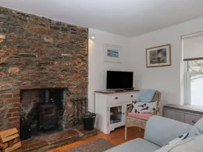 The Garden Cottage - Elevated position, wonderful views over Dartmouth, beautiful garden - Image 3