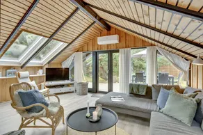 Holiday home with terrace, jacuzzi & sauna - Image 5