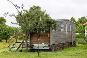 Holiday home with garden & barbeque | Garden view - Image 2