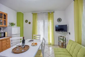 Apartamento vacacional con terraza y barbacoa - Image 3