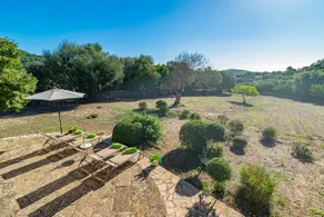 Chalet with garden & terrace - Image 2