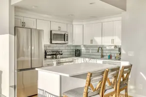 Family-friendly house with sauna, pool & garden | Mountain view | Close to the beach - Image 3