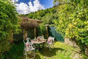 Ferienhaus mit Garten | Bergblick - Image 2