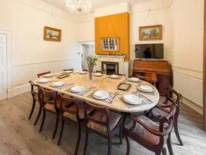 Charmant cottage convivial et familial avec barbecue, jardin et jacuzzi | Vue rivière | Avec animaux bienvenus - Image 3