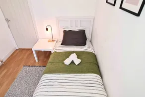 Flat | Perfect for remote work - Image 3