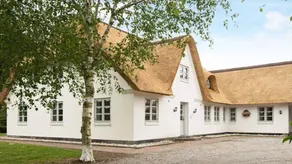 Lovely holiday home with terrace & garden | Dogs allowed - Image 2