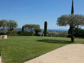Villa with garden, barbecue & private pool - Image 2