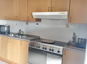 Grande apartamento vacacional | Vistas al jardín | Adaptado para el teletrabajo - Image 2