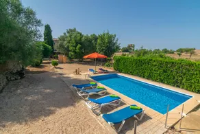 Villa avec barbecue, piscine privée et terrasse - Image 4
