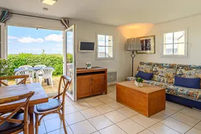 Apartment with barbeque, pool & terrace | Sea view - Image 3