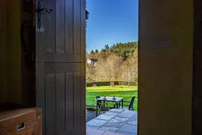 Incantevole casa accogliente e familiare con giardino, terrazza e griglia | Vista sul giardino | Ammette cani - Image 4