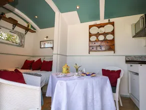 Cottage with BBQ & garden - Image 5