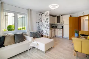 Apartment with garden & terrace | Lake view - Image 3