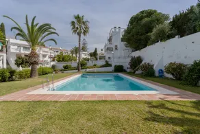 Holiday home with barbeque, pool & terrace - Image 4