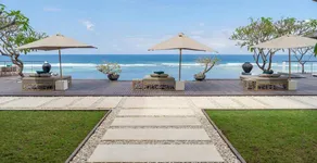 Child-friendly villa with sauna, BBQ & private pool | Next to the beach - Image 2
