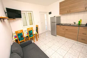 Holiday apartment with BBQ | Sea view - Image 3