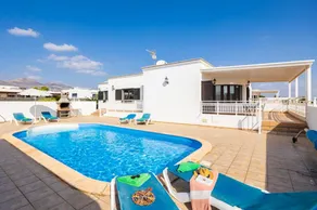Bellissima villa accogliente e familiare con griglia, terrazza e giardino - Image 2