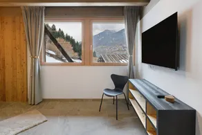Apartamento con terraza y jardín | Vistas al río - Image 2