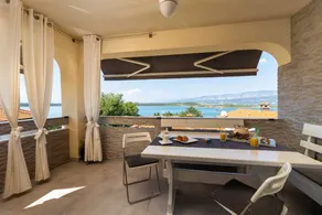 Apartment with terrace | City view - Image 2