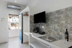 Studio with garden & terrace | Mountain view - Image 3