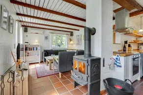 Child-friendly holiday home with sauna & terrace | Pets allowed - Image 4