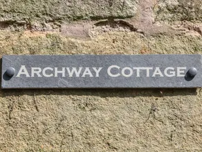 Fully equipped cottage with garden | Dogs allowed - Image 2