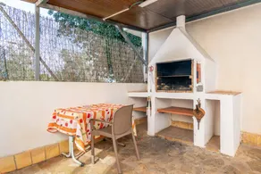 Villa with garden, terrace & jacuzzi | Garden view | Suitable for remote work - Image 5