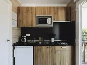 Mobile home with terrace - Image 3