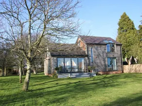 Landhaus mit Whirlpool und Garten - Image 2