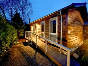 Child-friendly charming cottage with garden, barbecue & terrace | River view - Image 2