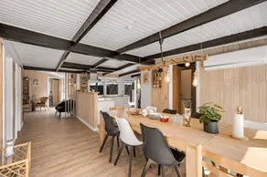 Fully equipped lovely holiday home with terrace, sauna & jacuzzi | Pets allowed - Image 4
