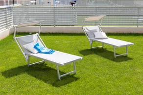 Wohnung mit Garten und Pool - Image 3