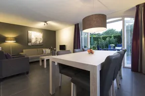 Villa with garden, terrace & pool | Pet-friendly - Image 4