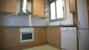 Apartment with pool, barbeque & terrace - Image 3