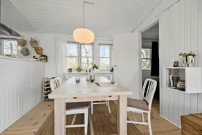 House with terrace & barbecue - Image 3