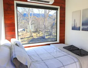 Off-Grid Tiny House for a Weekend Getaway at Jindabyne near Thredbo and Perisher in New South Wales - Image 4
