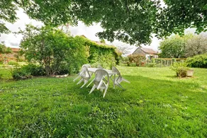 Children-friendly beautiful cottage with garden & barbeque | Garden view - Image 2